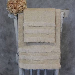 Telo bagno con rouches in garza ST. TROPEZ Collection by Opificio dei Sogni