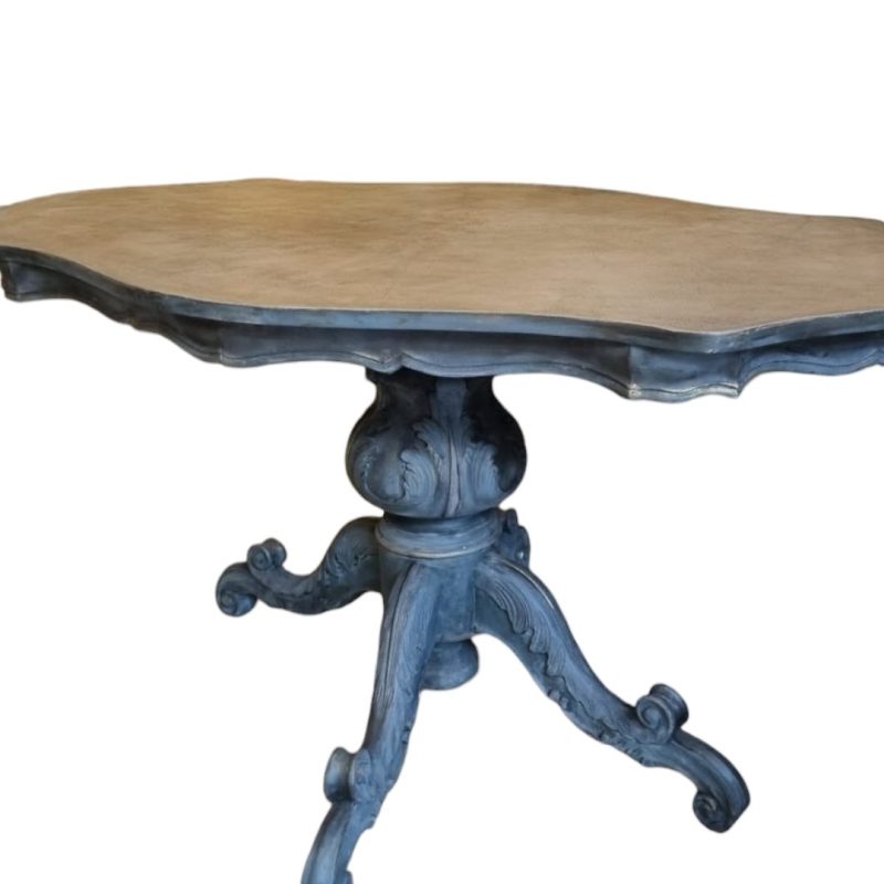 Tavolo con patine antiche 150x90xh77,5