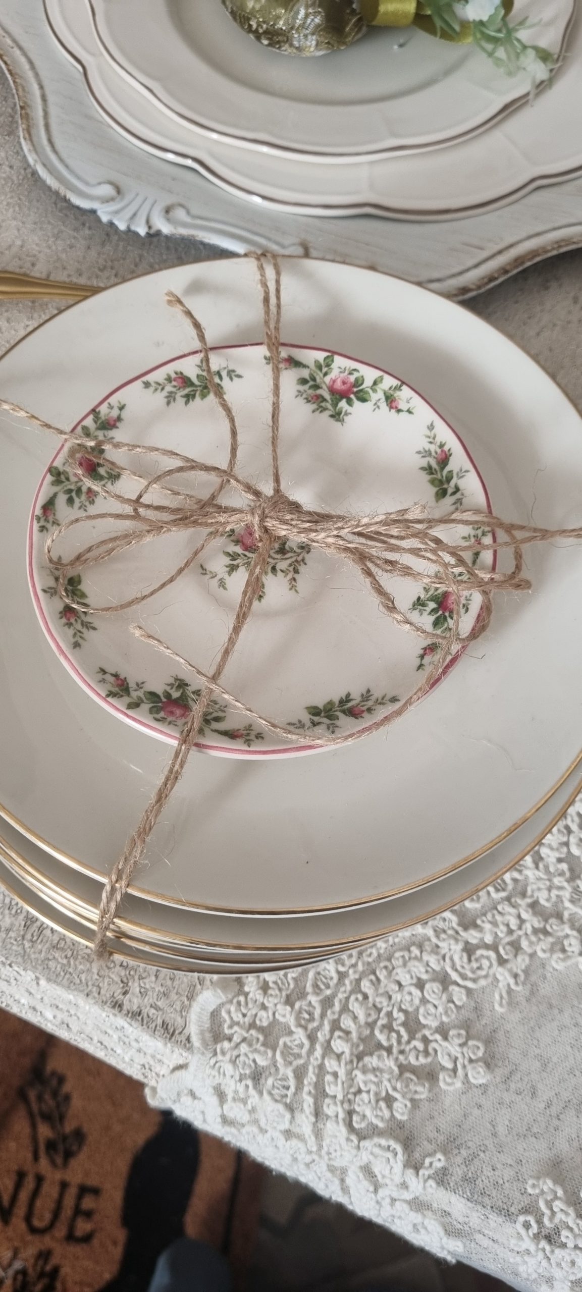 set piattini da 6 in porcellana con bordino oro VINTAGE