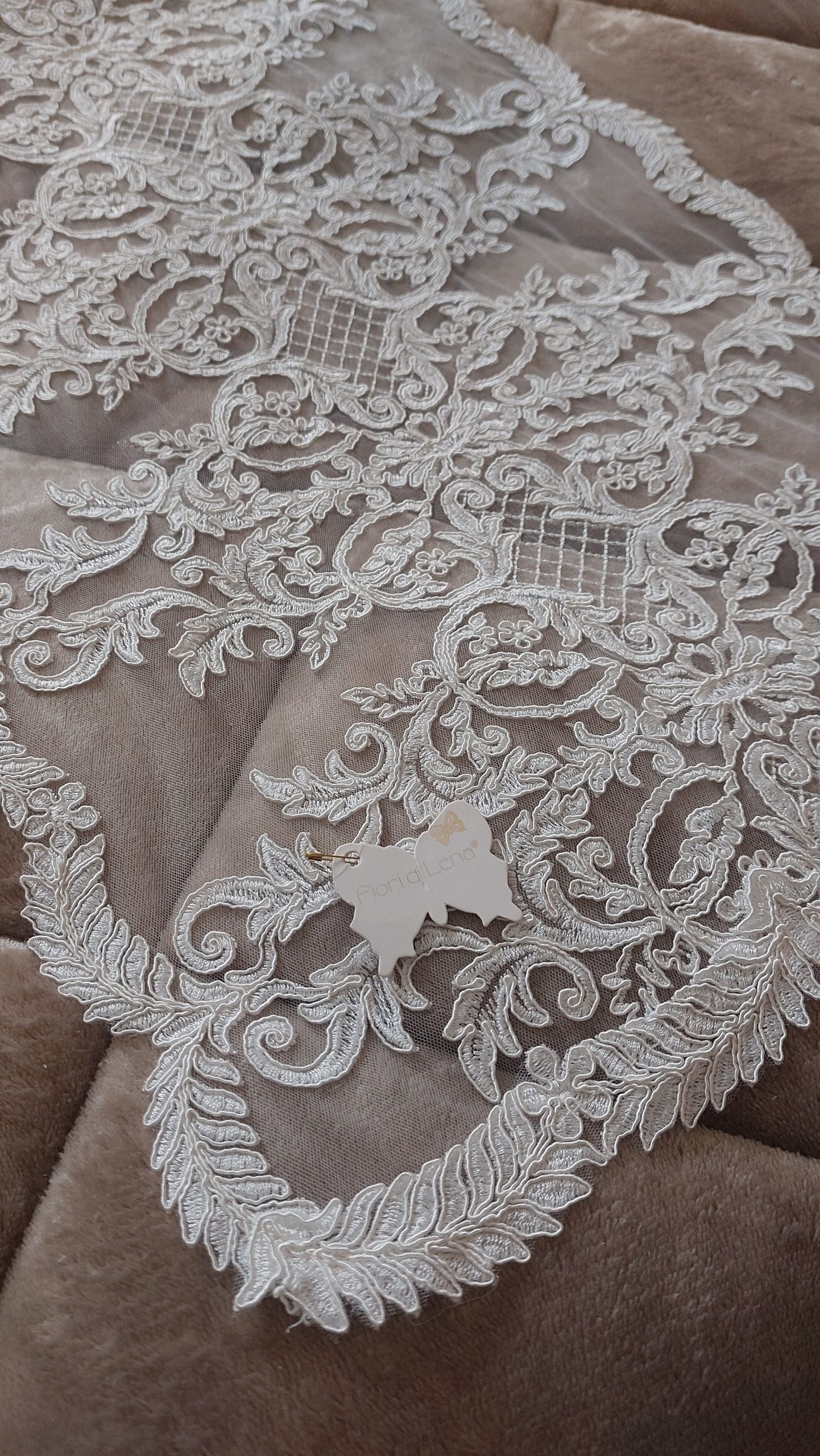 Runner in pizzo Fiori di Lena - immagine 3