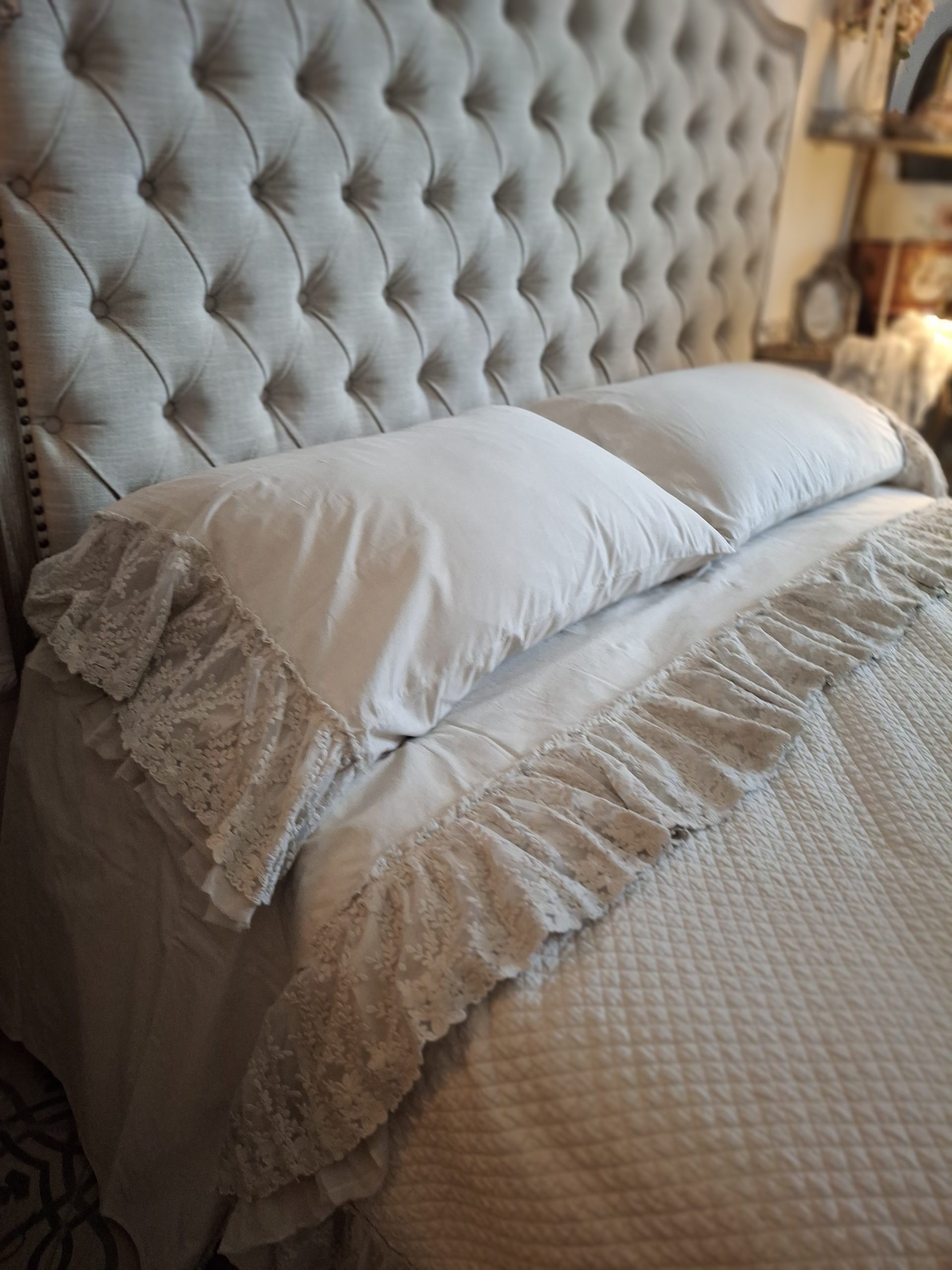 Lenzuola completo letto coll Giselle di Opificio dei sogni