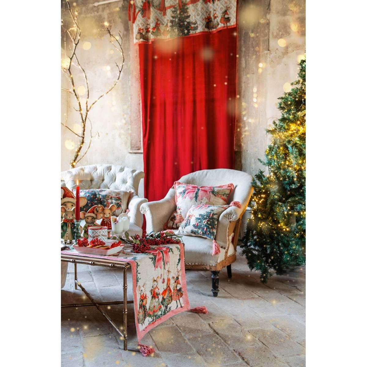 Cuscino stampato e ricamato  con nappe di Blancmariclo